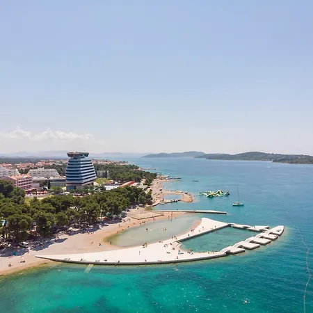 Mobile Aria With Jacuzzi Vodice
